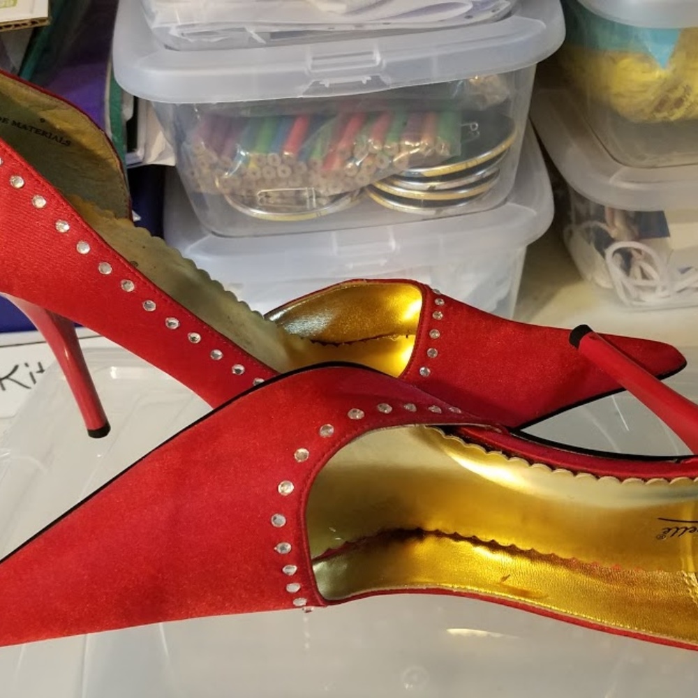 Gorgeous red heels